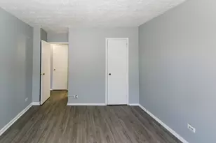 7333 N Ridge Blvd, Chicago, IL 60645 - Photo 19