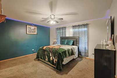 15 N Frolic Avenue, Waukegan, IL 60085 - Photo 11