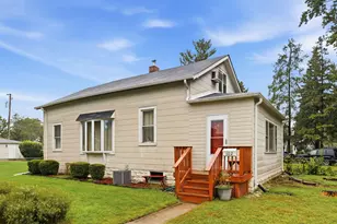 102 N Adams St, Westmont, IL 60559 - Photo 1