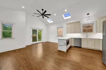 1453 W Garfield Boulevard #3, Chicago, IL 60636 - Photo 5