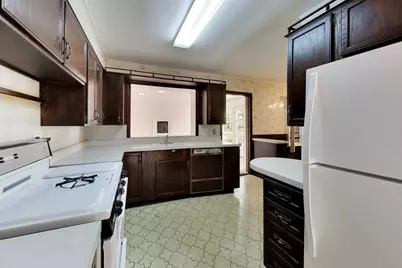8720 Monticello Avenue, Skokie, IL 60076 - Photo 7