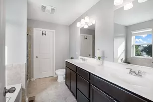 891 Wildwood Dr, Pingree Grove, IL 60140 - Photo 17