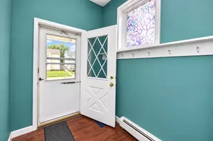 608 E Mulberry St, Bloomington, IL 61701 - Photo 3