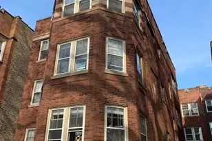 2046 W Farragut Ave, Chicago, IL 60625 - Photo 1