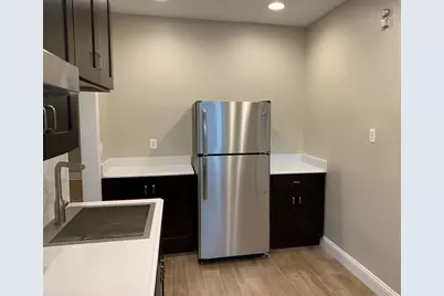 2046 W Farragut Avenue #3, Chicago, IL 60625 - Photo 13