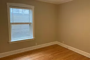 2046 W Farragut Ave, Chicago, IL 60625 - Photo 17