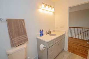 105 N 12th Ave, Melrose Park, IL 60160 - Photo 17