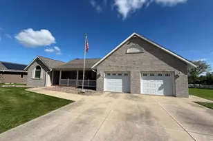 485 Lions Dr, Lena, IL 61048 - Photo 3