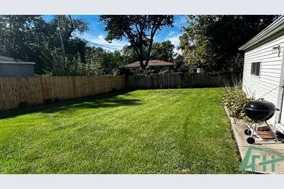 16158 Sussex Court, Markham, IL 60428 - Photo 5