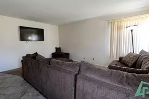 16158 Sussex Ct, Markham, IL 60428 - Photo 9
