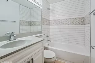 3660 N Lake Shore Dr, Chicago, IL 60613 - Photo 11