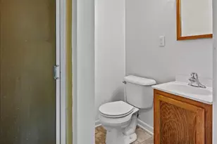 163 Wahlgren Ave, Hinckley, IL 60520 - Photo 25