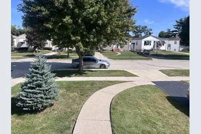4508 Wenonah Avenue, Forest View, IL 60402 - Photo 3