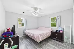 121 Fairway Rd, Carpentersville, IL 60110 - Photo 19