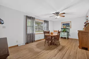 410 E Jones St, Plano, IL 60545 - Photo 21