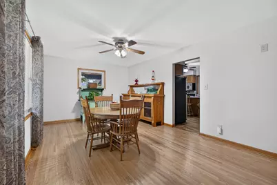 410 E Jones Street, Plano, IL 60545 - Photo 17