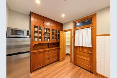 1919 W Waveland Avenue #1, Chicago, IL 60613 - Photo 5