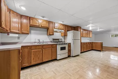 8014 Hillside Road, Crystal Lake, IL 60012 - Photo 21