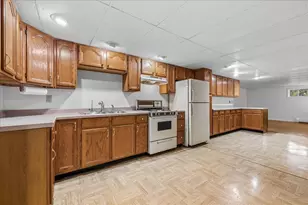8014 Hillside Rd, Crystal Lake, IL 60012 - Photo 21