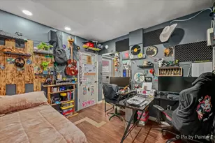 2119 Cherry Ave, Hanover Park, IL 60133 - Photo 19