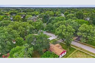 2119 Cherry Avenue, Hanover Park, IL 60133 - Photo 35