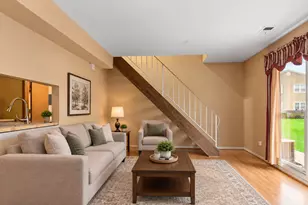 7961 163rd Ct, Tinley Park, IL 60477 - Photo 5