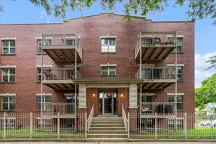 3518 N Hamlin Ave, Chicago, IL 60618 - Photo 1