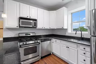 3518 N Hamlin Ave, Chicago, IL 60618 - Photo 7