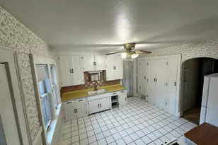 1011 15th Ave, Rockford, IL 61104 - Photo 9