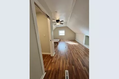 2123 N Karlov Avenue, Chicago, IL 60639 - Photo 33