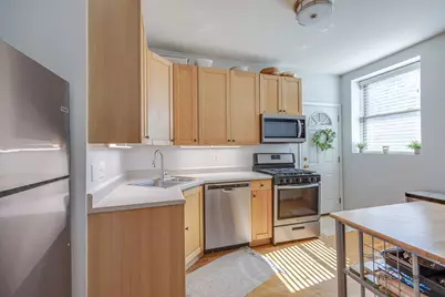 1219 W Rosemont Avenue #3, Chicago, IL 60660 - Photo 13