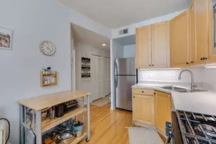 1219 W Rosemont Ave, Chicago, IL 60660 - Photo 11