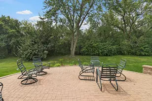 8032 Connor Ct, Long Grove, IL 60047 - Photo 19