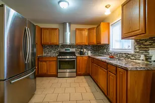 2730 9th St, Rockford, IL 61109 - Photo 11