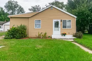 2730 9th St, Rockford, IL 61109 - Photo 1