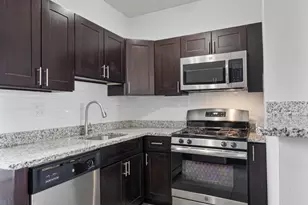 1608 W Sherwin Ave, Chicago, IL 60626 - Photo 5