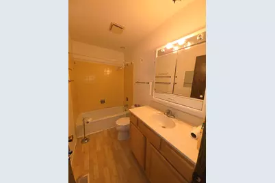 47 Woodbine Drive, Crystal Lake, IL 60014 - Photo 7