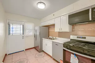 1930 W Birchwood Ave, Chicago, IL 60626 - Photo 7