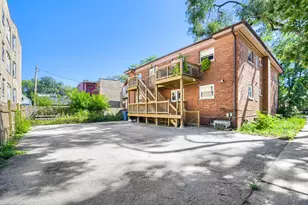 1930 W Birchwood Ave, Chicago, IL 60626 - Photo 17