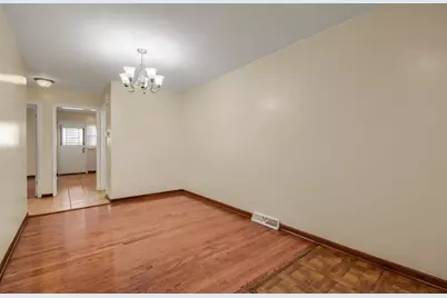 1930 W Birchwood Avenue #1, Chicago, IL 60626 - Photo 5