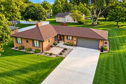 904 Luke Street, Ottawa, IL 61350 - Photo 1