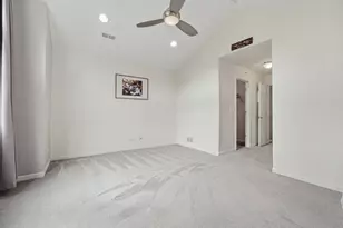1905 Maureen Dr, Hoffman Estates, IL 60192 - Photo 15