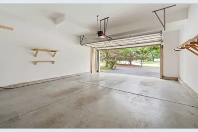 1905 Maureen Drive, Hoffman Estates, IL 60192 - Photo 27