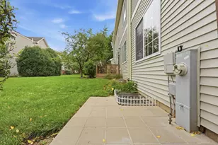 1905 Maureen Dr, Hoffman Estates, IL 60192 - Photo 25
