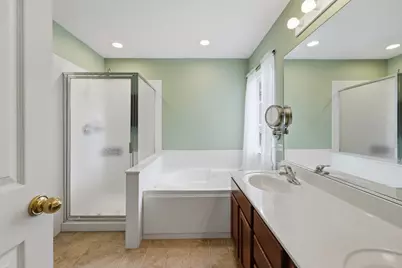 1905 Maureen Drive, Hoffman Estates, IL 60192 - Photo 17