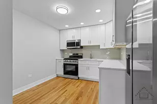 3033 Paris Ave, River Grove, IL 60171 - Photo 11
