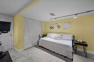 1340 Hawthorne Ln, Glenview, IL 60025 - Photo 23