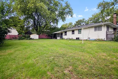 3858 E Lakeview Drive, Kankakee, IL 60901 - Photo 21