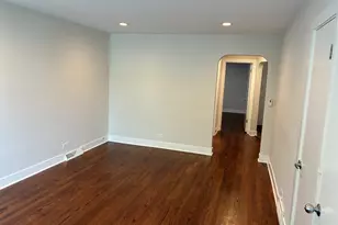 5523 N Major Ave, Chicago, IL 60630 - Photo 3