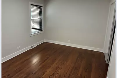 5523 N Major Avenue #1, Chicago, IL 60630 - Photo 9